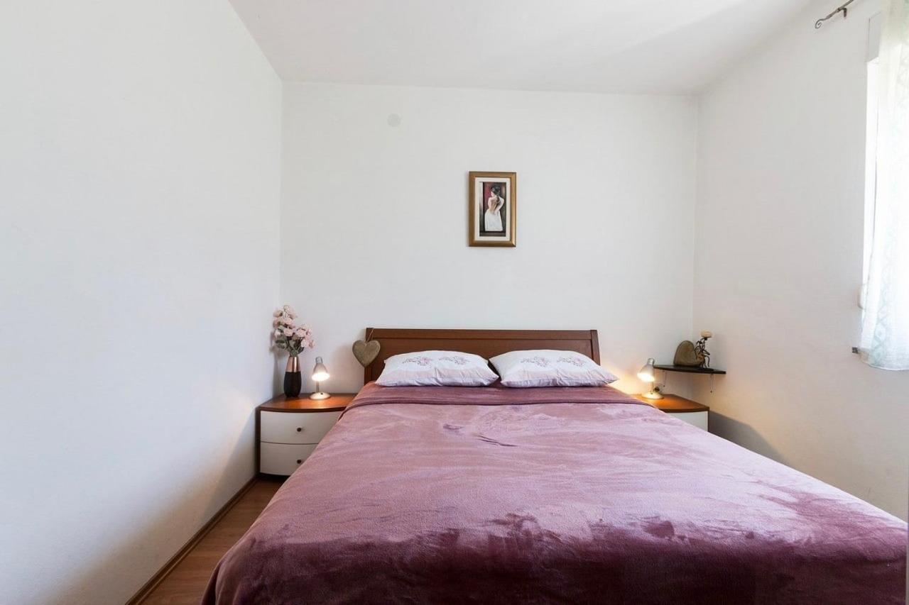 Apartment Carmen 풀라 외부 사진
