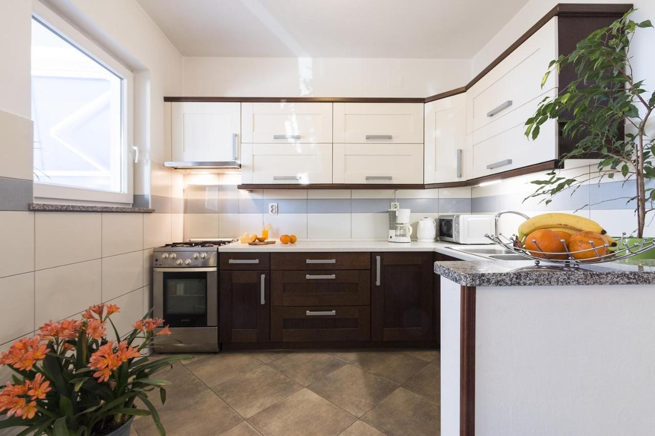 Apartment Carmen 풀라 외부 사진