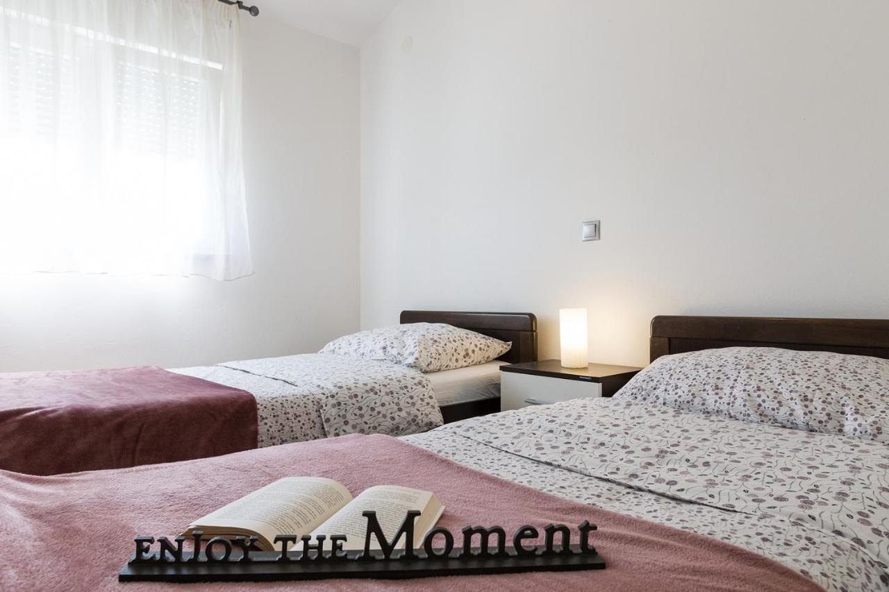 Apartment Carmen 풀라 외부 사진